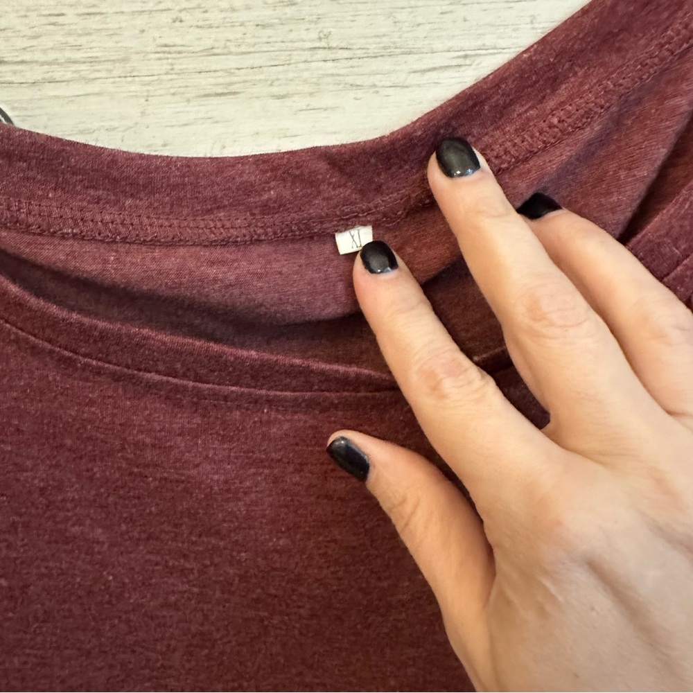 Amazon Off Shoulder Ruffle pocket tee - Picture 3 of 6